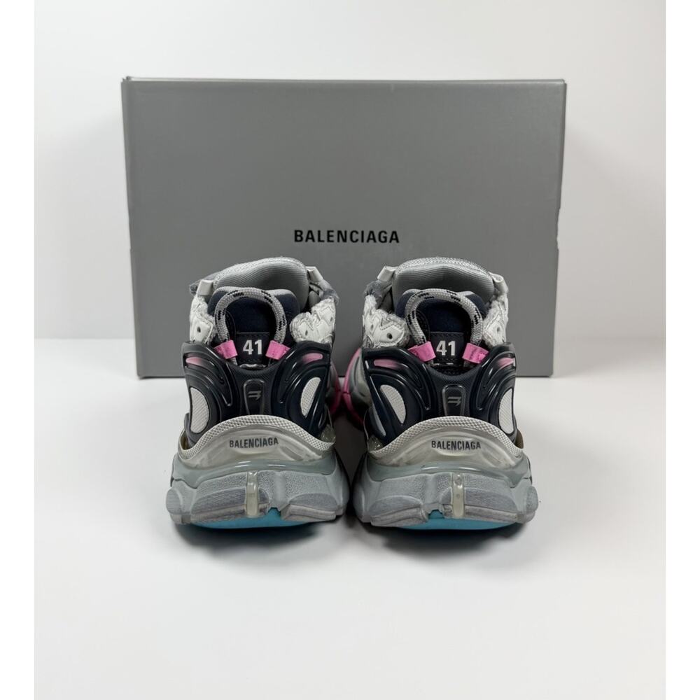 Size 41EU/8US - Balenciaga Runner Grey Pink Blue NEW! - Picture 4 of 10
